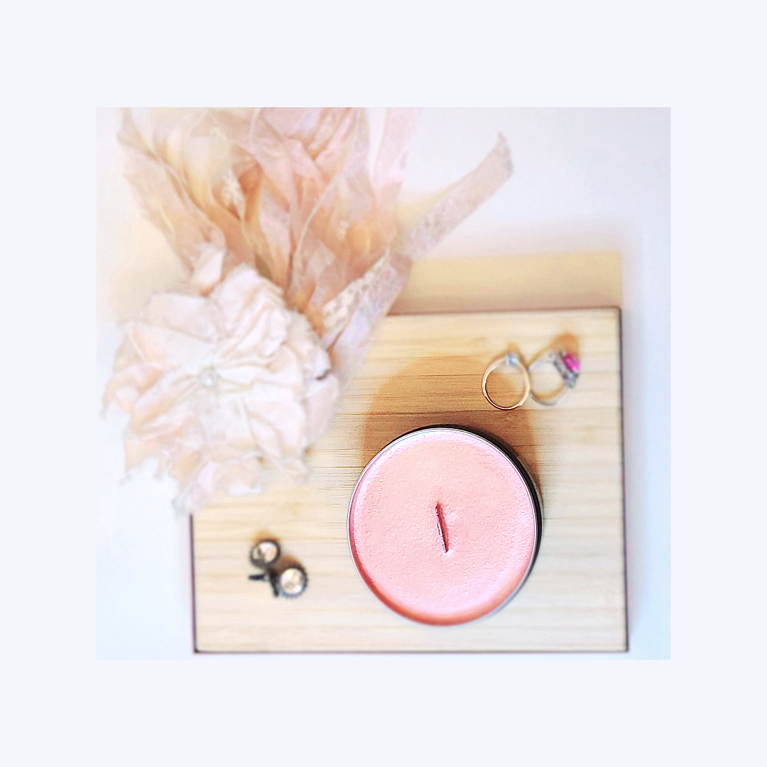 "BOUDOIR" *BAM* SOY CANDLE
